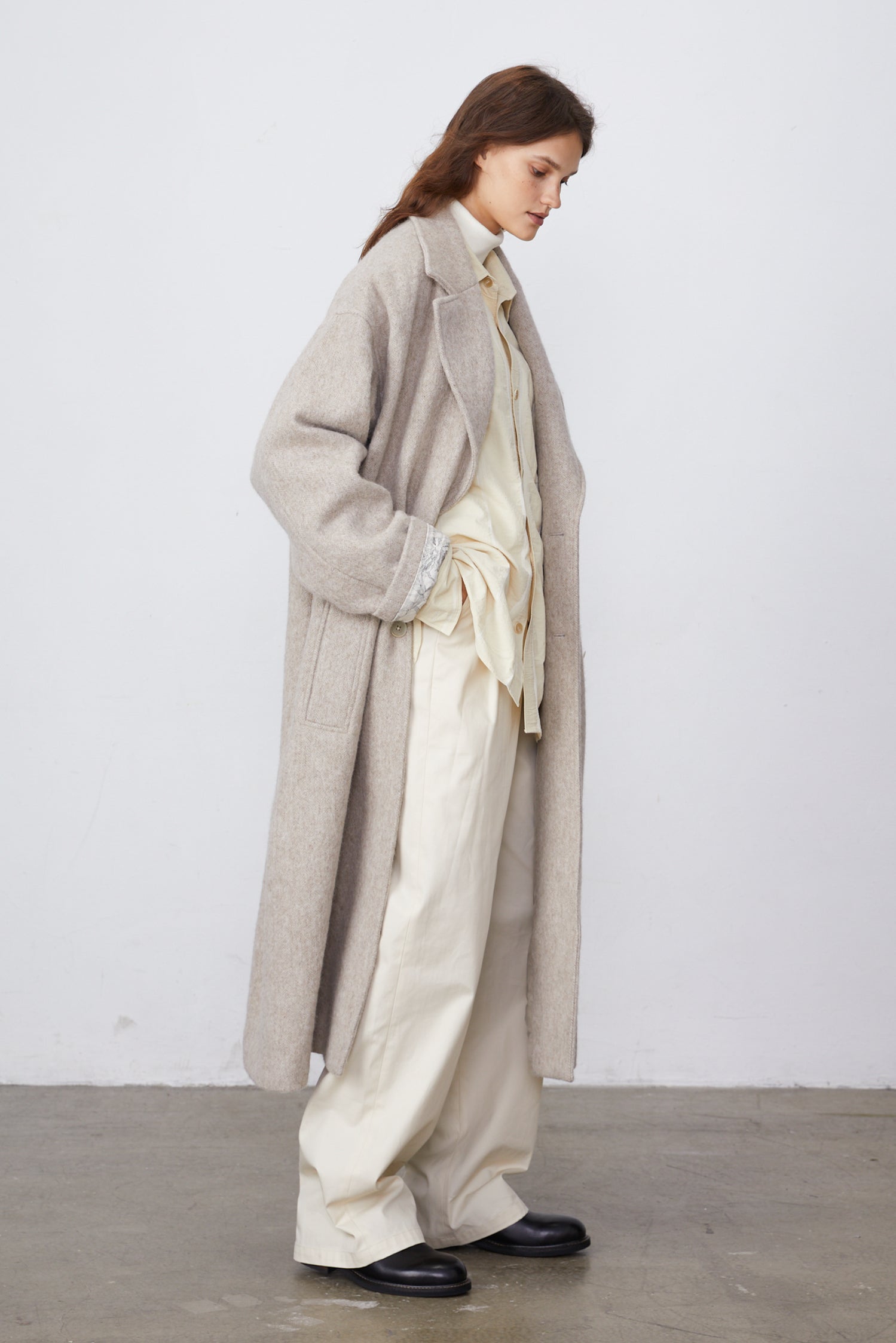 Over-Silhouette Drop Shoulder Wool Trench Coat