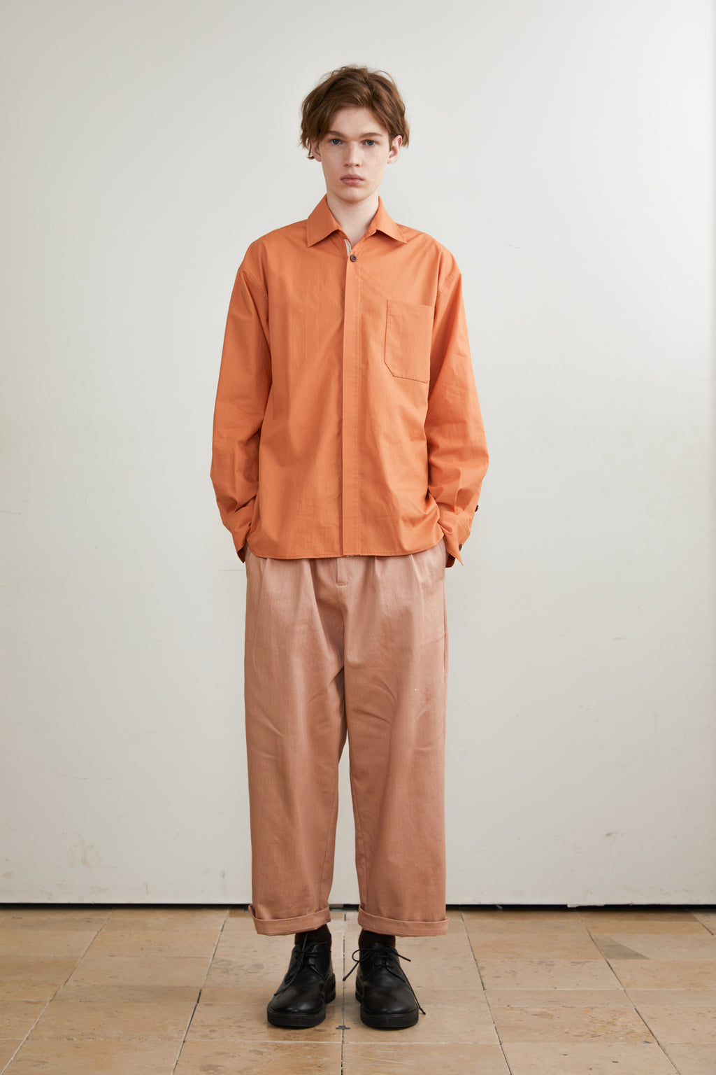 Hidden Placket Long-Sleeved Silhouette Shirt
