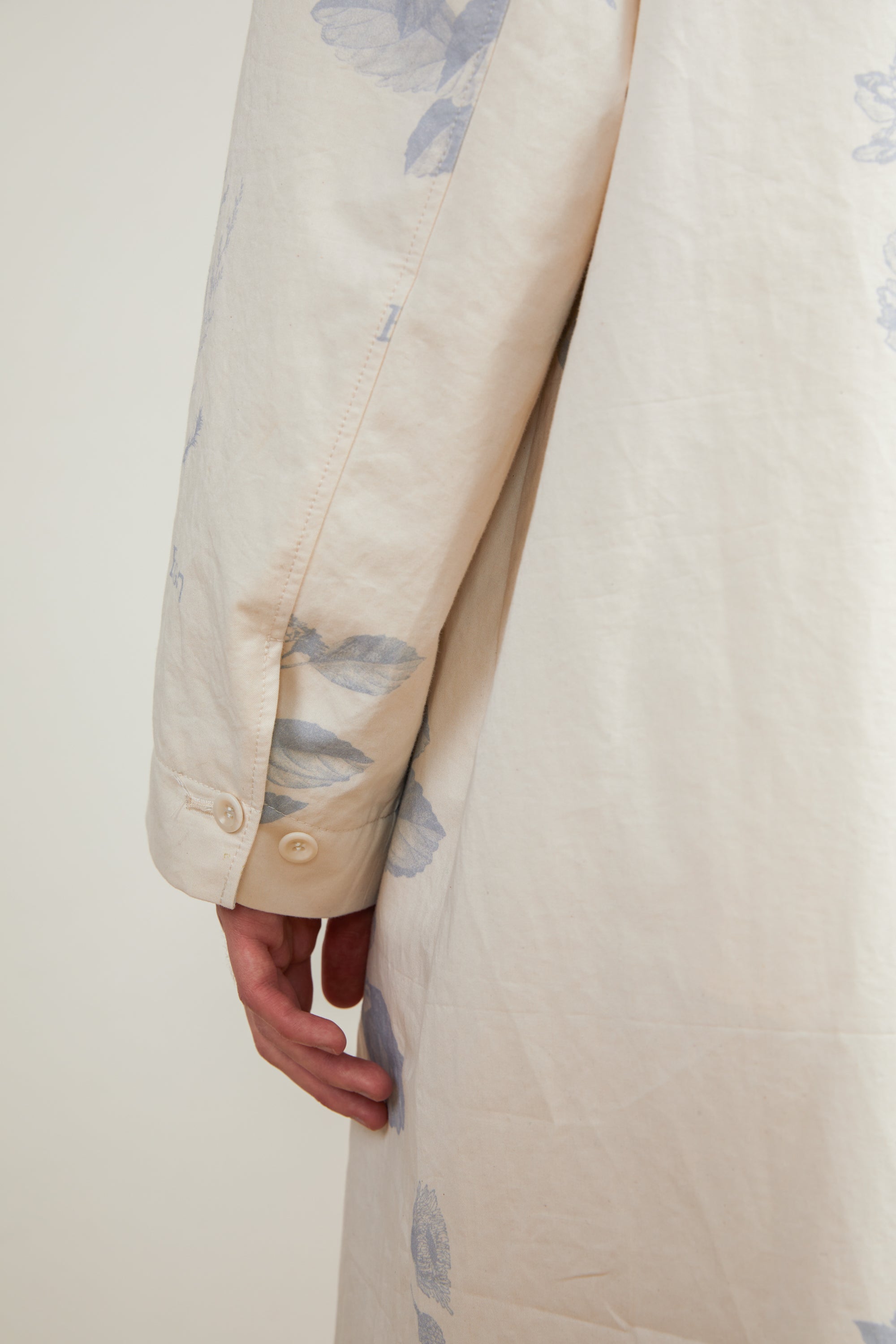 Single-Breasted Extended Shoulder Printed Trench Coat