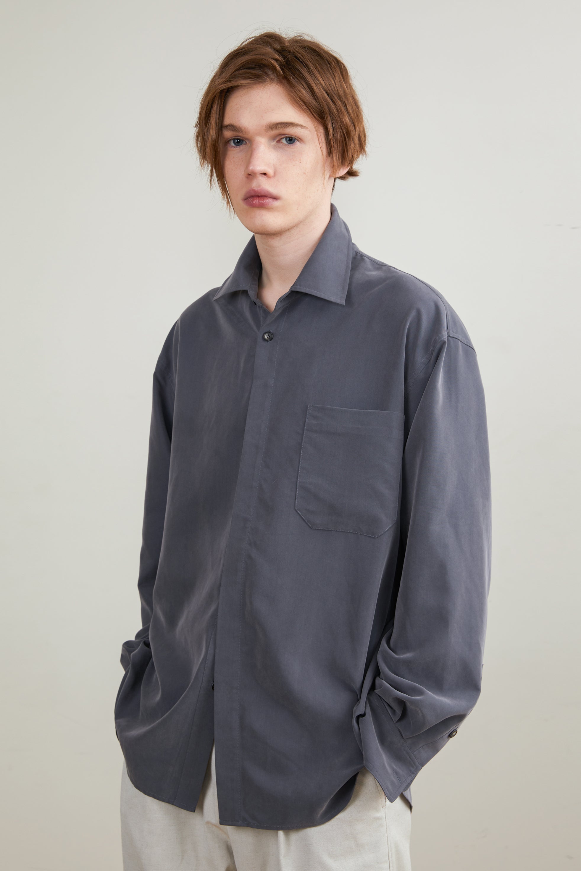 Hidden Placket Long-Sleeved Silhouette Shirt