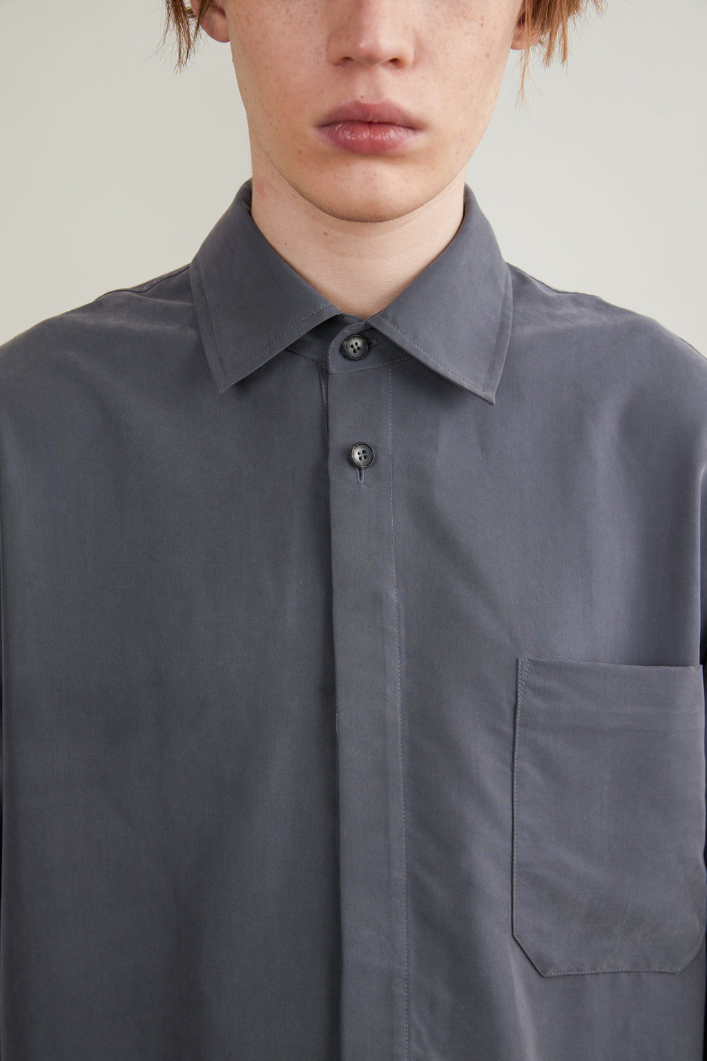 Hidden Placket Long-Sleeved Silhouette Shirt