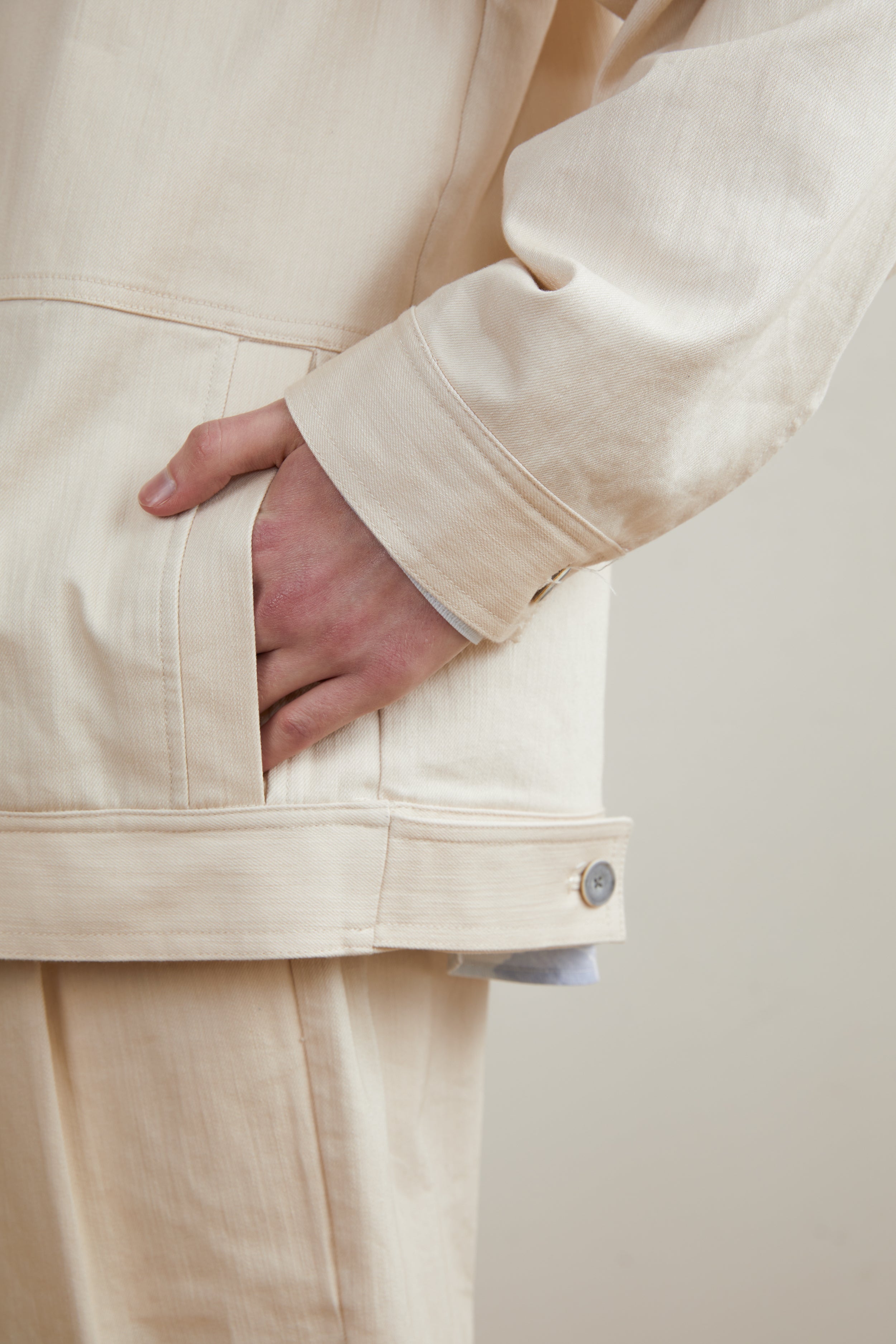 Pocket Split Denim Shirt Jacket