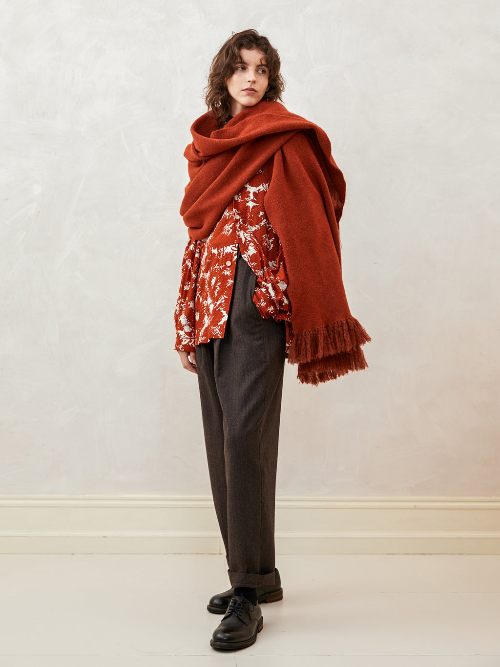 Fine Wool Single-Pleat Cropped Trousers
