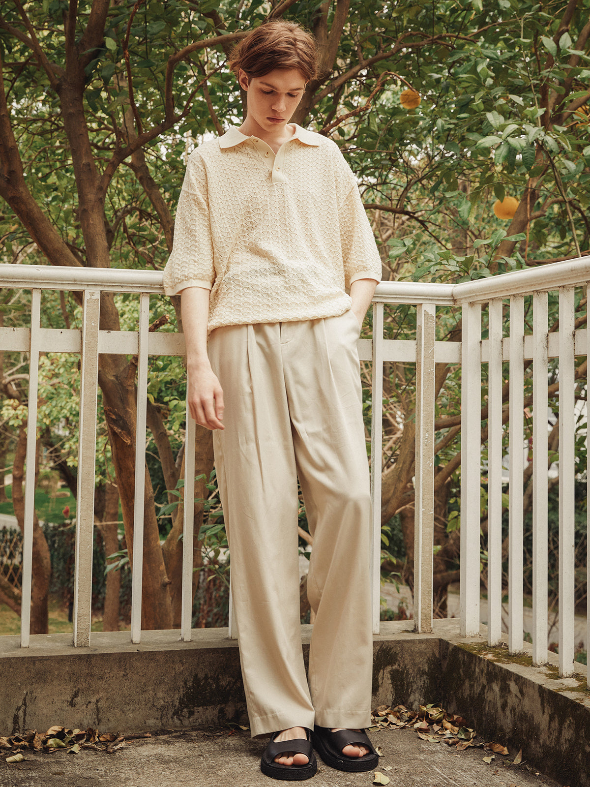Hollow-Out Collared Short-Sleeved Knitted Top
